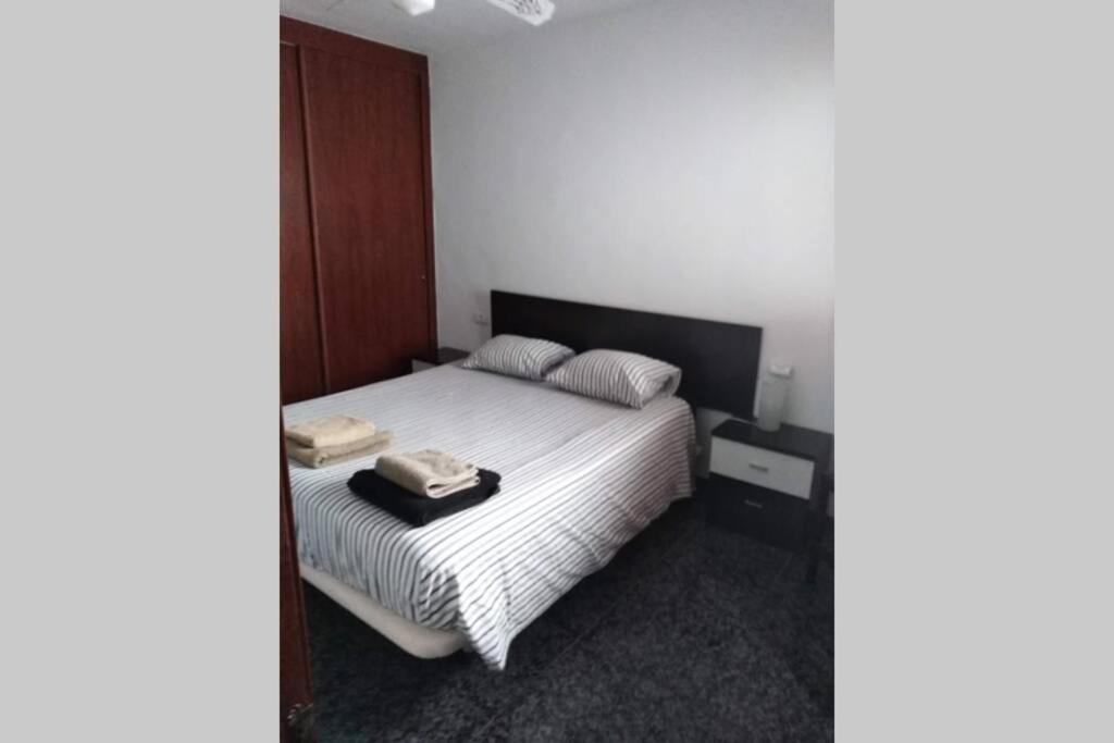 Cosy Two-Bedroom Apartment In The Centre Of El Medano Exterior foto